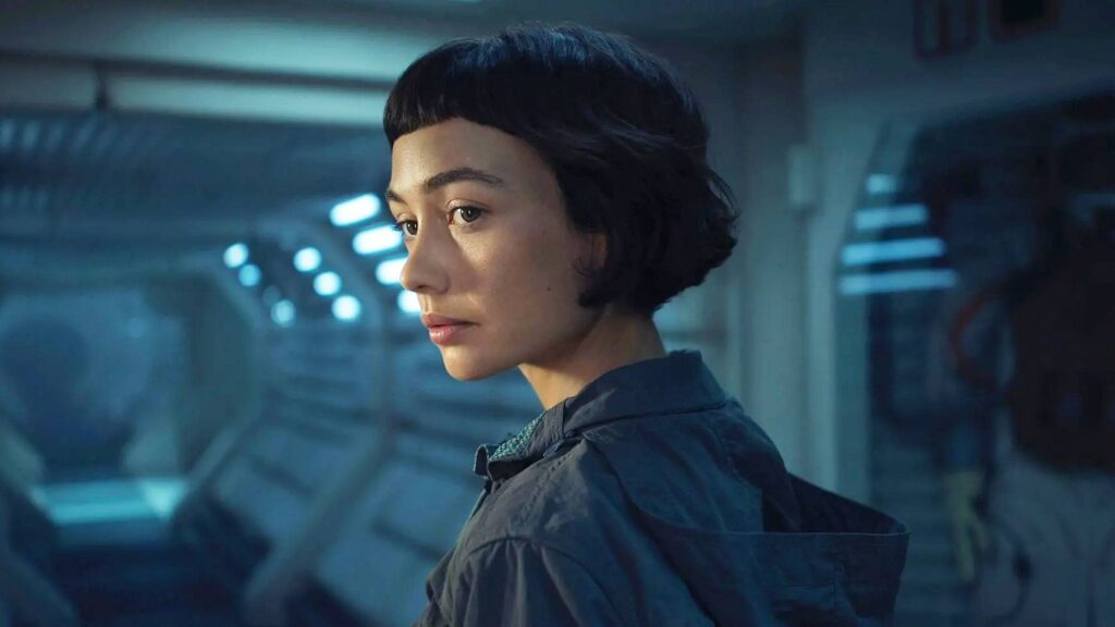 Sydney Chandler recalled how unsettling it felt to face those Xenomorph performers in person